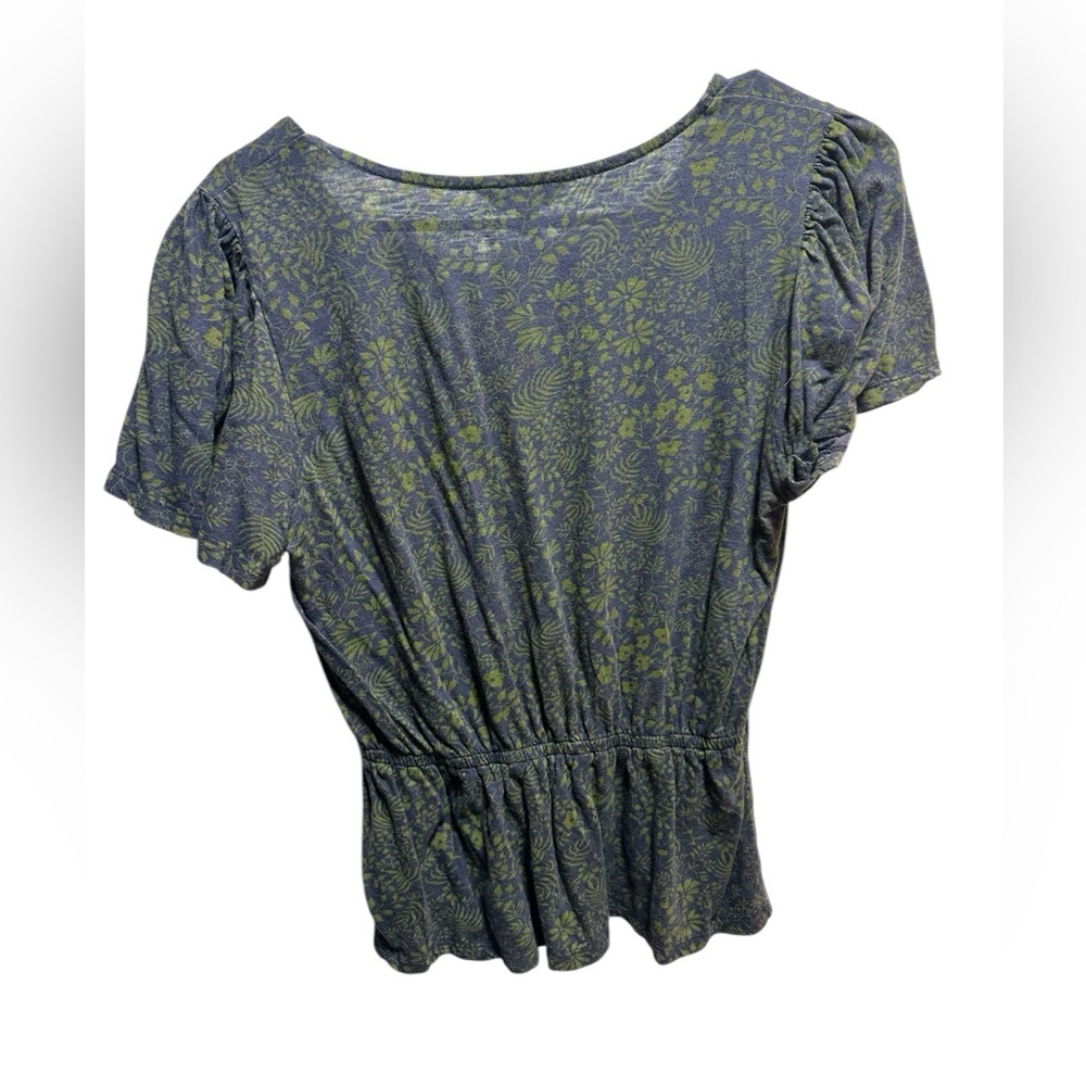 LUCKY BRAND Gray and Green Women's SHORT SLEEVE Top - Picture 3 of 3